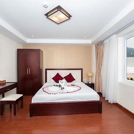 Truong Son Tung 1 - Beautiful Beach Hotel Дананг Номер фото