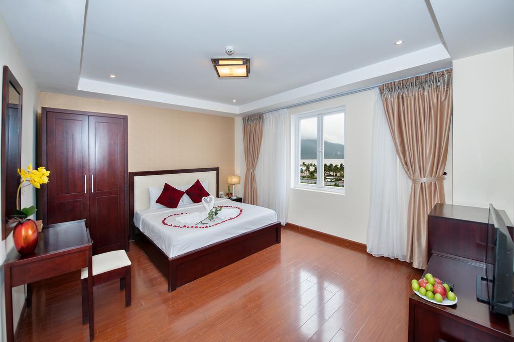 Truong Son Tung 1 - Beautiful Beach Hotel Дананг Номер фото