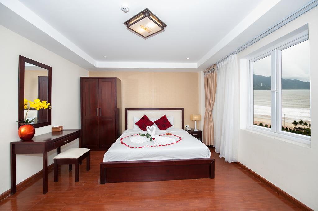 Truong Son Tung 1 - Beautiful Beach Hotel Дананг Номер фото