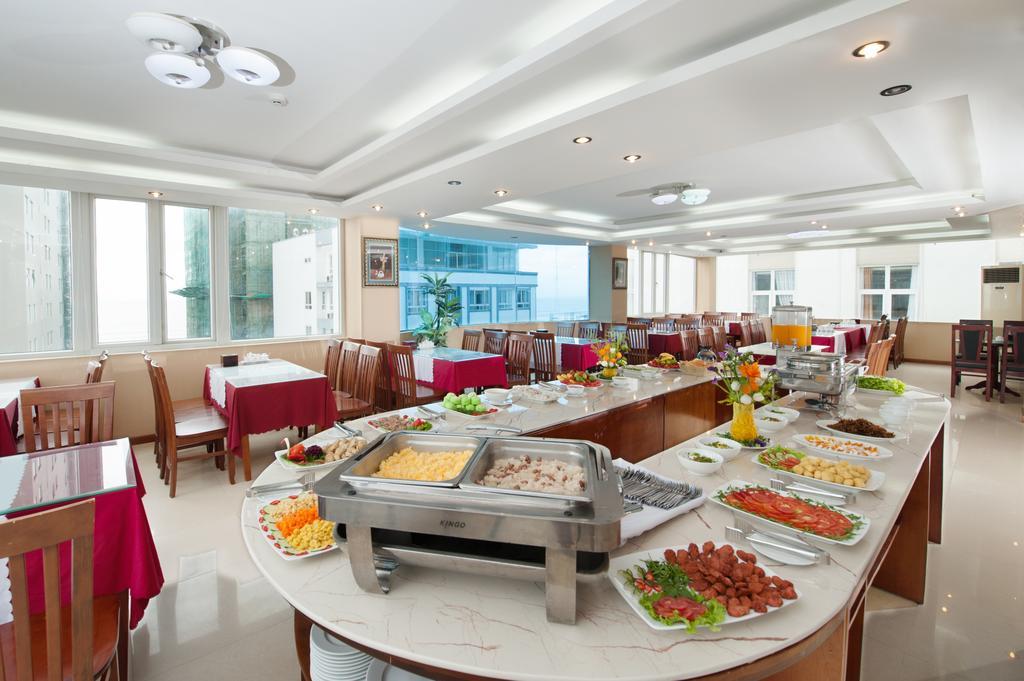 Truong Son Tung 1 - Beautiful Beach Hotel Дананг Экстерьер фото