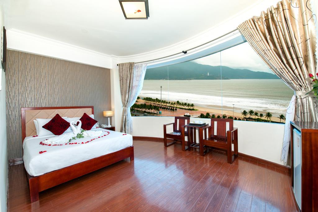 Truong Son Tung 1 - Beautiful Beach Hotel Дананг Номер фото
