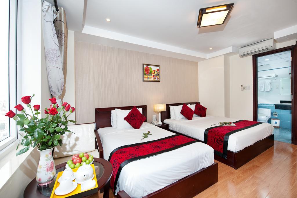 Truong Son Tung 1 - Beautiful Beach Hotel Дананг Номер фото