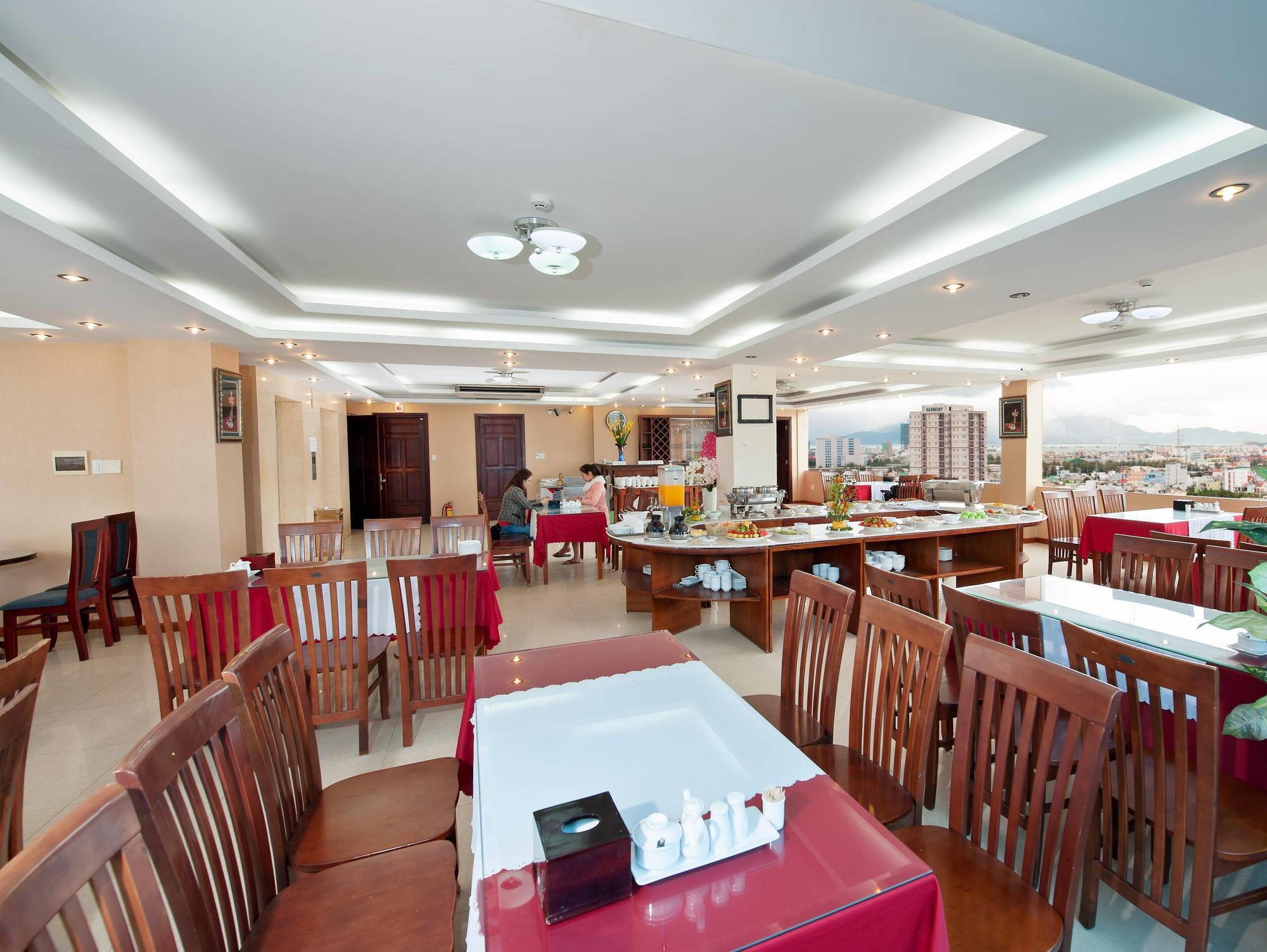 Truong Son Tung 1 - Beautiful Beach Hotel Дананг Экстерьер фото