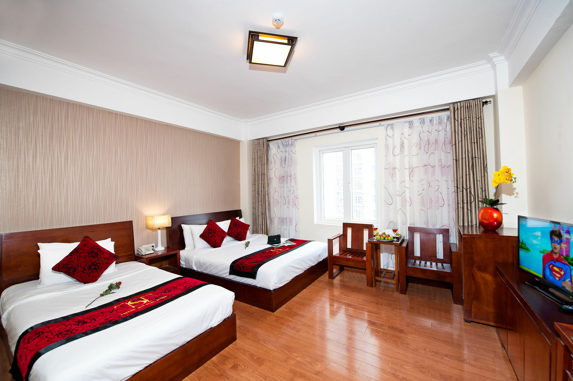 Truong Son Tung 1 - Beautiful Beach Hotel Дананг Экстерьер фото